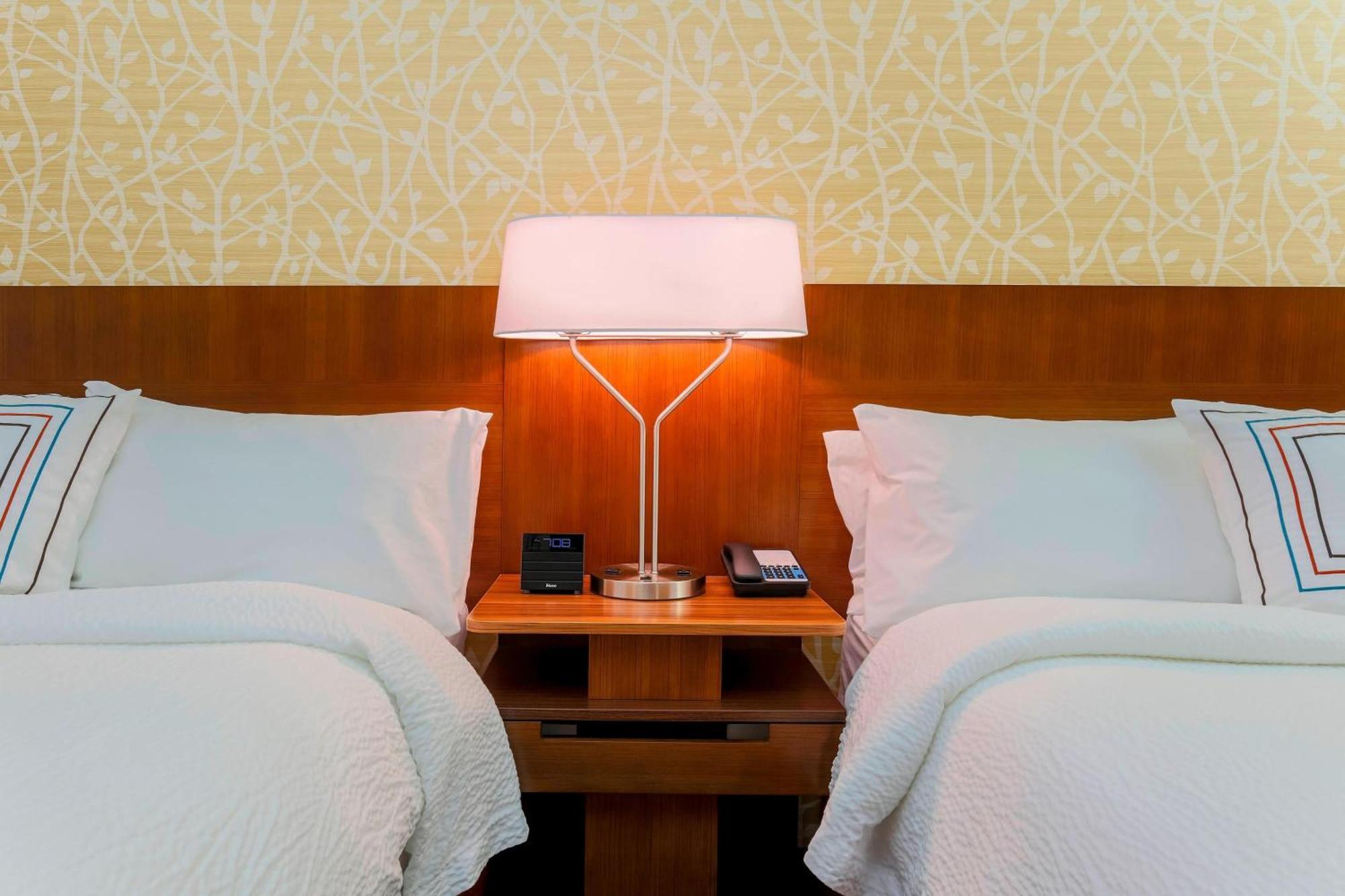 Fairfield Inn & Suites By Marriott Pleasanton Esterno foto