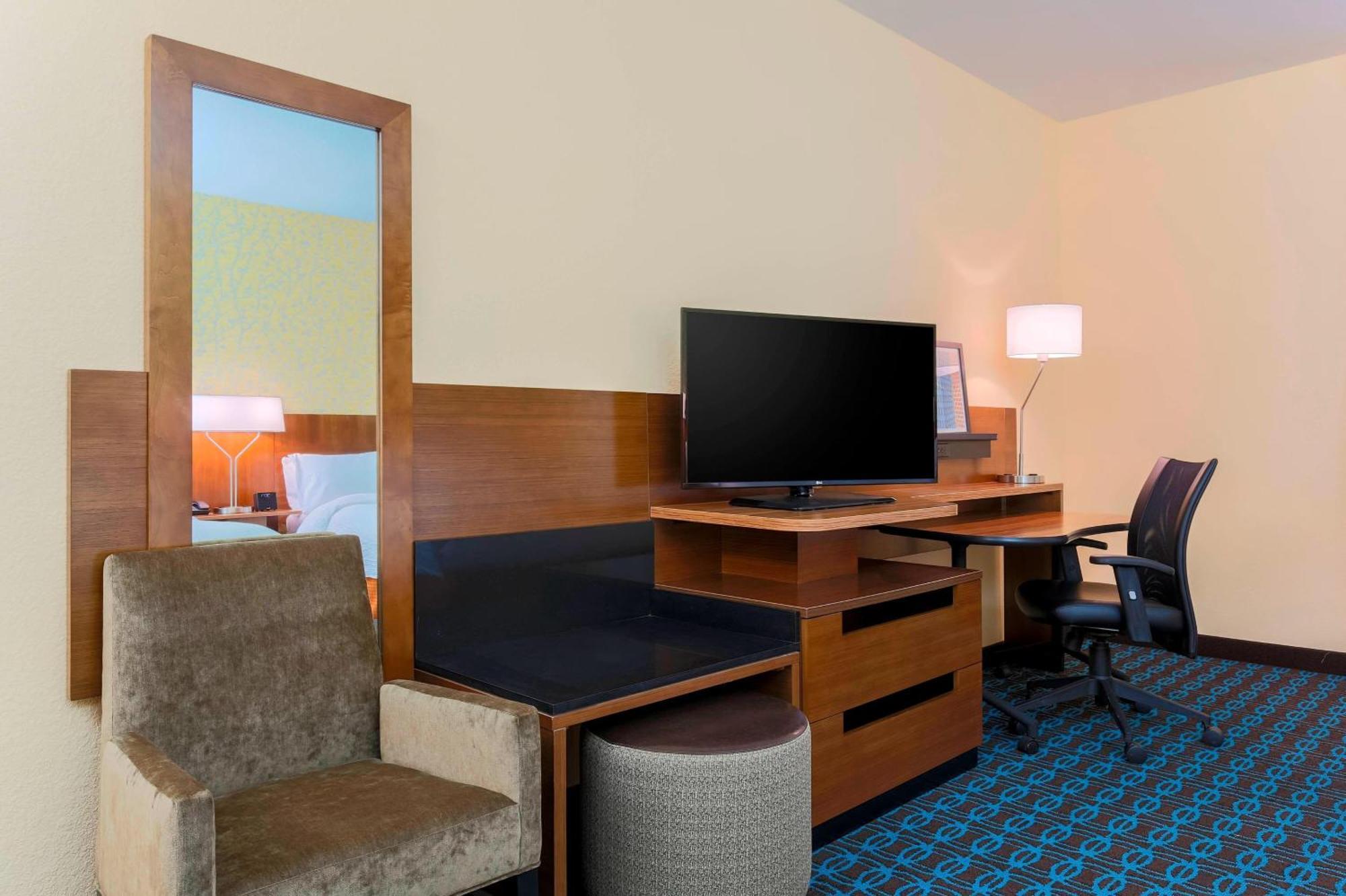 Fairfield Inn & Suites By Marriott Pleasanton Esterno foto